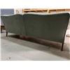 Image 5 : Vintage Wing Couch
