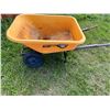 Image 1 : True Temper Wheel Barrow
