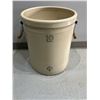 Image 1 : Medicine Hat Potteries 10 Imperial Crock