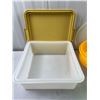 Image 4 : Tupperware Lot