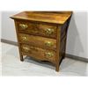 Image 2 : 3 Drawer Dresser