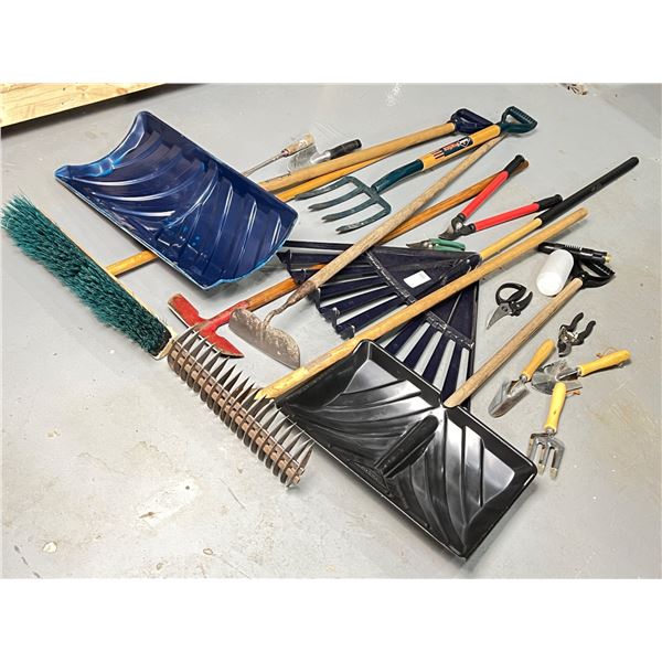 Garden Tools Lot