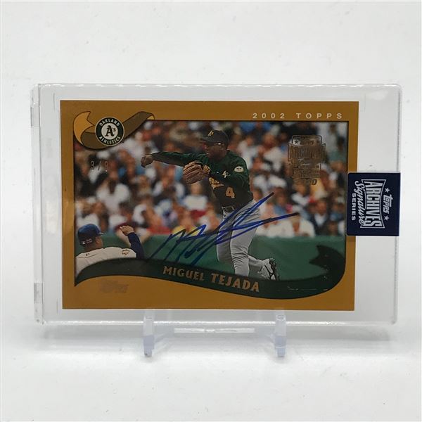 TOPPS SIGNATURE ARCHIVE SERIES MIGUEL TEJADA SIGNED BASEBALL CARD 3/8