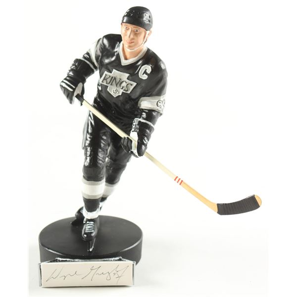 WAYNE GRETZKY SIGNED LTD EDITION GARTLAN FIGURE FIGURE