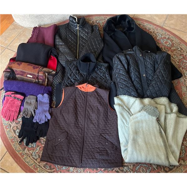 Women's Outerwear & Accessories Lot, Assorted Brands & Styles