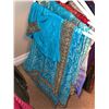 Image 17 : Traditional Indian Sarees in Mixed Fabrics and Colours