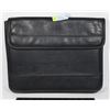 Image 1 : NOTEWORTHY LAPTOP BAG