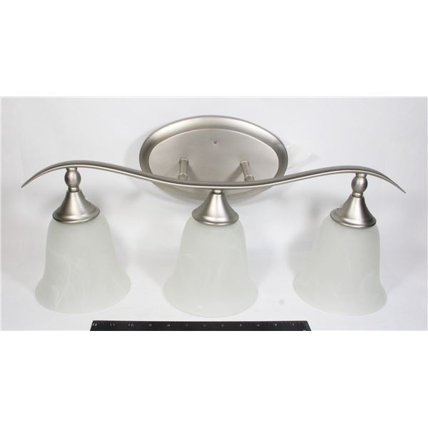 LIGHT FIXTURE
