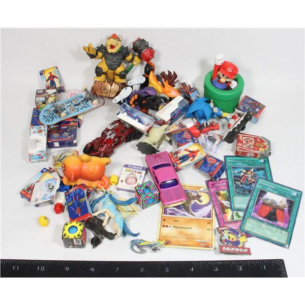 LOT OF MINI BRANDS AND MORE TINY TOYS!
