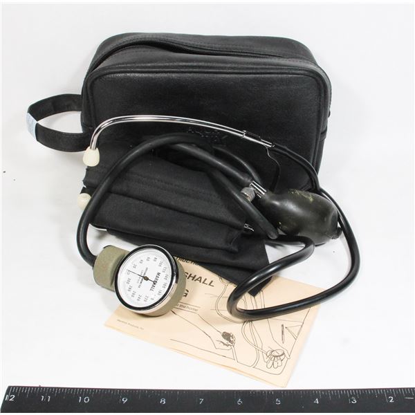 STETHOSCOPE AND BLOOD PRESSURE KIT
