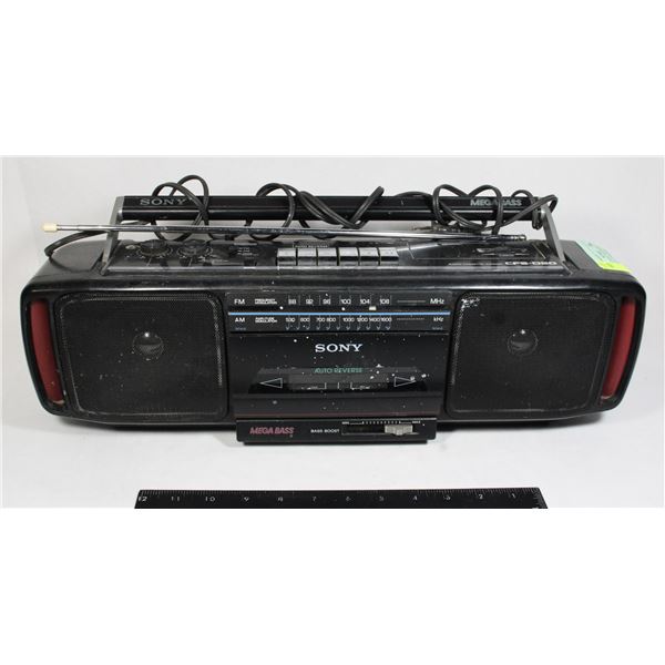 VTG SONY MEGA BASS RADIO CASSETTE PLAYER CFS-D20