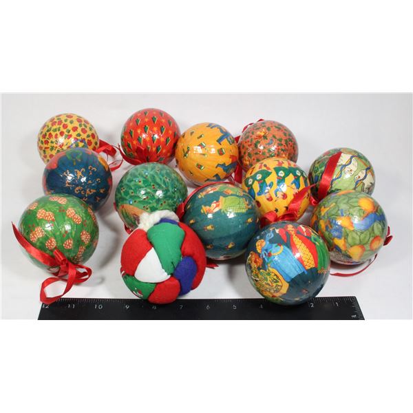 VINTAGE CHRISTMAS TREE ORNAMENTS