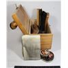 Image 1 : VINTAGE SHOE POLISHING KIT