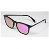 Image 1 : WILLIAM PAINTER SUNGLASSES