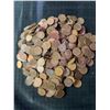 Image 2 : 1.556kg Mixed Lot of 1940s-1980s Canadian Pennies