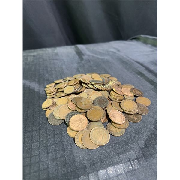 1.106kg Lot of Canadian Pennies, 1888-1920s