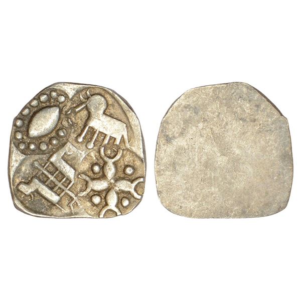 Ancient India : Archaic Silver punch marked coin - Wainganga-Mahanadi Divide, 1.26g.