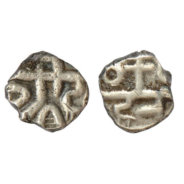Medieval India : Vijayanagar Kingdom - silver 10 taras of Harihara II, 1.81g