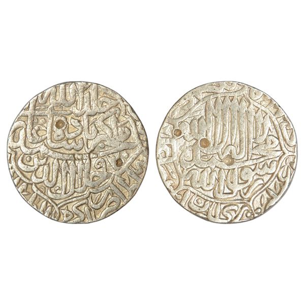 Mughals : Akbar (1556-1605 AD), silver rupee, Agra mint, AH 970, 11.32g