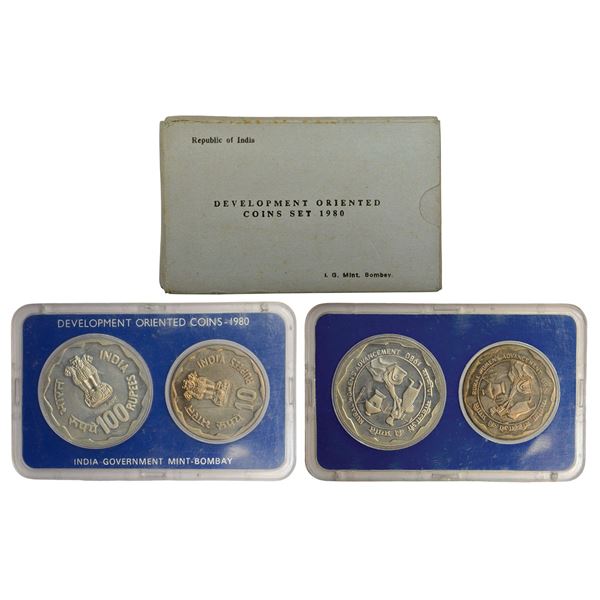 Republic of India : 1980, Rural Women's Advancement, UNC set of 2 coins