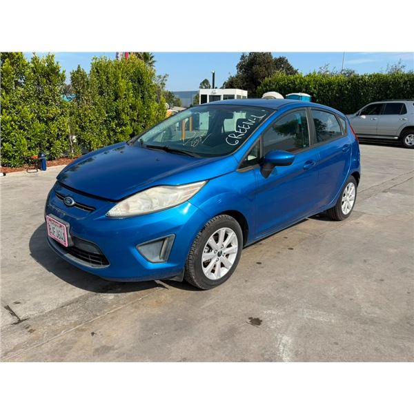 FORD  FIESTA  2011 T-DONATION
