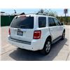 Image 3 : FORD ESCAPE 2012 T-PRIOR TAXI-DON