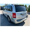 Image 4 : CHRY TOWN & COUNTRY 2008 T-DON - SMOG