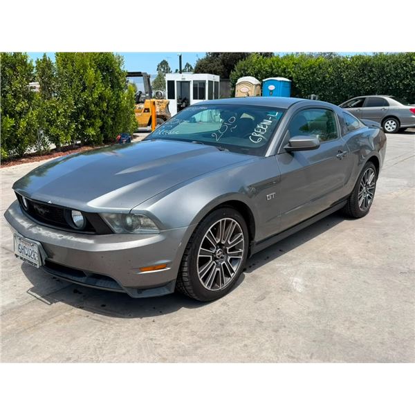 FORD MUSTANG 2010 WAIT/TITLE