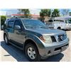 Image 2 : NISS PATHFINDER 2005 O/S TITLE 2 DAYS
