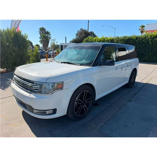 FORD FLEX 2014 O/S TITLE 2 DAYS