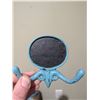 Image 14 : Blue Hobnail Glass Sugar and Creamer Set with Wall Plaques