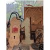 Image 7 : Decorative Home Decor and Craft Lot