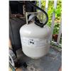 Image 6 : Weber Propane Gas BBQ Grill With Side Table And Cabinet Base
