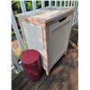 Image 8 : Gardener's Cabinet With Supplies and Accessories