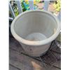 Image 4 : Red Wing Stoneware 5 Gallon Crock and Wire Bottle Carrier