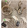 Image 2 : Decorative Wall Hooks and Plaques Collection