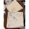 Image 11 : Decorative Plates, China Tea Cups, and Linen Napkins Collection