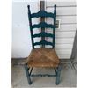 Image 2 : Wood Chairs: Ladder-Back and Spindle-Back Designs