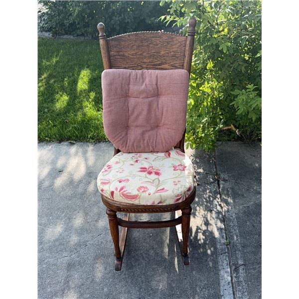 Wooden Spindle-Back Rocking Chair with Cushions