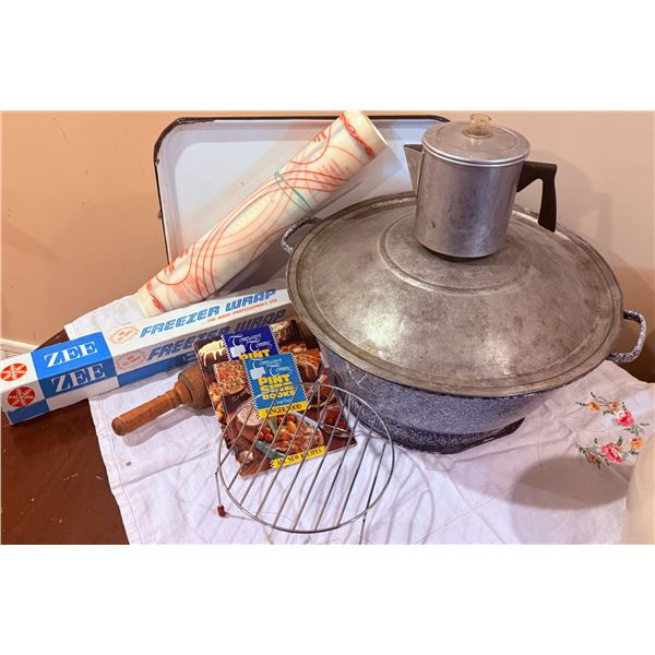 Kitchenware Lot with Enamel Basin, Aluminium Coffee Pot, and Accessories