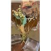 Image 5 : Decorative Home Decor Assortment with Tea Cozy and Tabletop Lamp