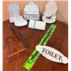 Image 1 : Metal and Enamelware Bathroom Wall Fixtures and Decor