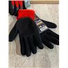 Image 3 : Lot Of 3 Stealth Red Hots Gloves - Polyester Made From Recycled Plastic Bottles