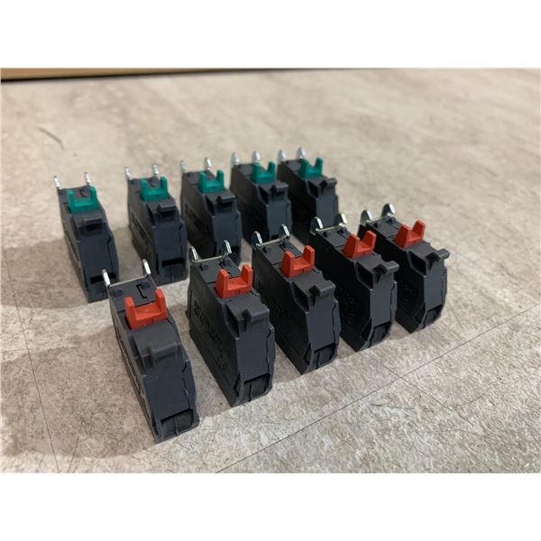 10 PCS - Schneider Electric ZBE-101 (Green Plunger) & ZBE-102 (Red Plunger)
