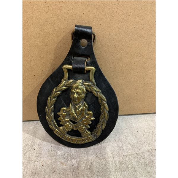 Vintage Brass Horse Laurel Medallion w/ Leather - Poet Rabbie Burns