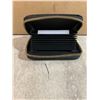 Image 2 : Card Holder Wallet - Zips Up