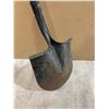 Image 6 : Land-Pro Shovel With Green Handle For Visibility