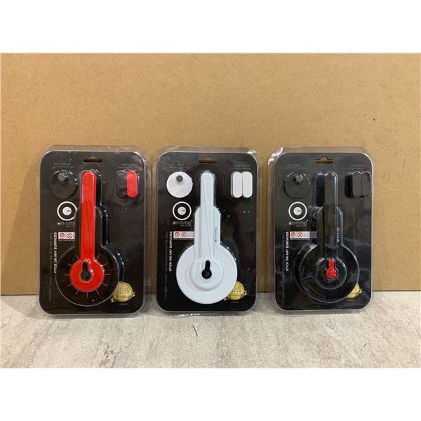 Lot Of 3 On Time Wall Clocks - Includes Wall Hook With Double Sided Tape & Time Makers With Double S
