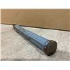 Image 3 : Lot Of 2 Metal Bale Grab Tines