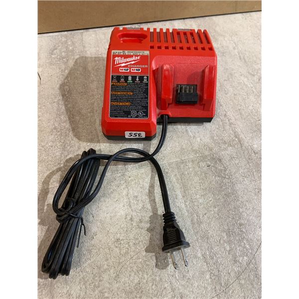 Milwaukee M12 & M18 Multi-Voltage Battery Charger